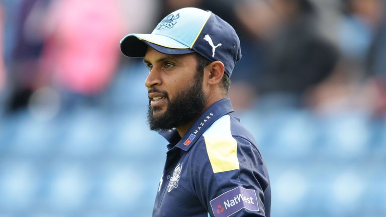 LEEDS, ENGLAND - MAY 27: Adil Rashid of Yorkshire Vikings during the NatWest T20 Blast match between Yorkshire and Leicestershire at Headingley on May 27, 