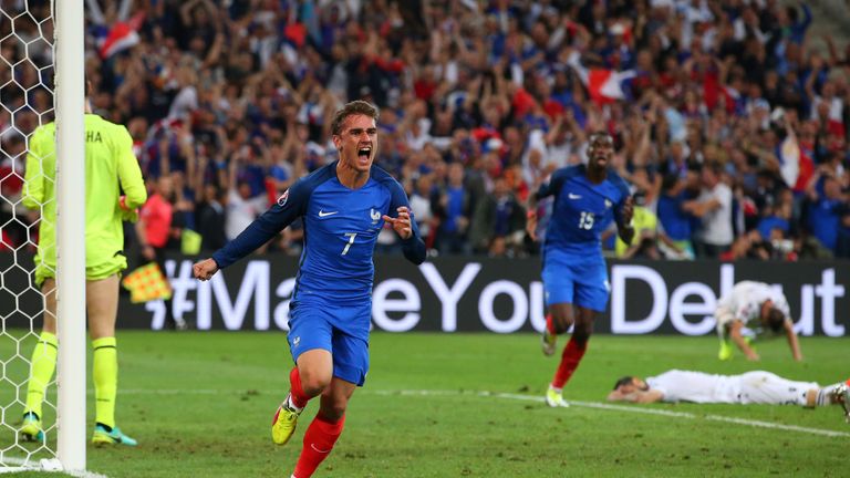 Antoine Griezmann goal celeb, France v Albania, Euro 2016
