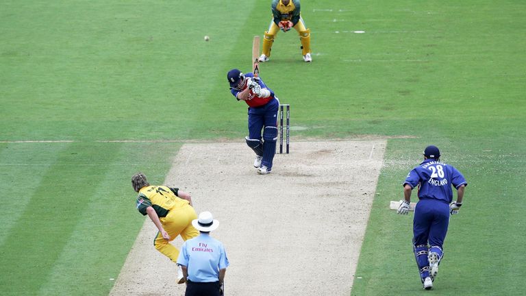 Ashley Giles of England plays and misses to gets two leg byes of the last ball to tie the NatWest Series One Day International Final