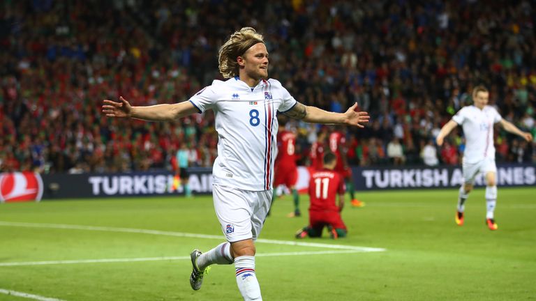 Birkir Bjarnason of Iceland celebrates scoring his team's first goal 