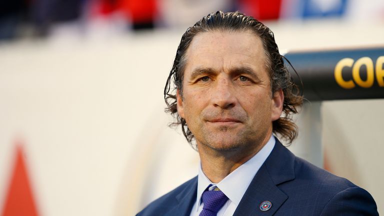 PHILADELPHIA, PA - JUNE 14: Manager Juan Antonio Pizzi of Chile on the sidelines in the first half during the 2016 Copa America Centenario Group D match ag