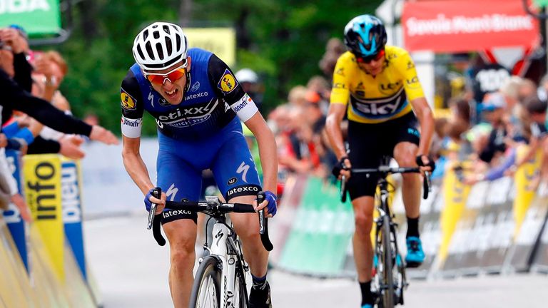 Dan Martin finishes ahead of Chris Froome on Stage 6 of the 2016 Criterium du Dauphine