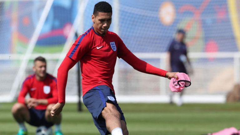 Chris Smalling Joe Hart not worried about England's defence