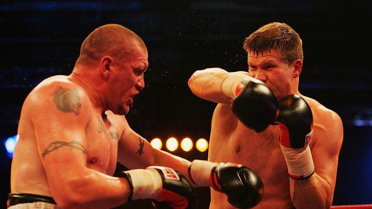 Danny Batchelder (L) faced Alexander Dimitrenko in 2007