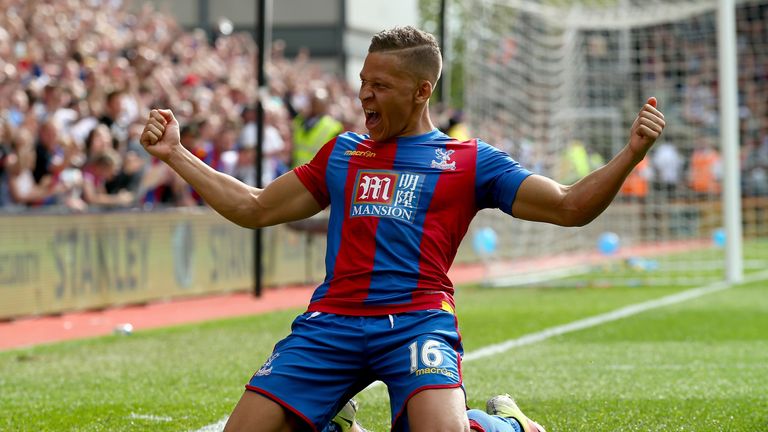 LONDON, ENGLAND - MAY 07:  Dwight Gayle of Crystal Palace celebrates his second goal during the Barclays Premier League match between Crystal Palace v Stok