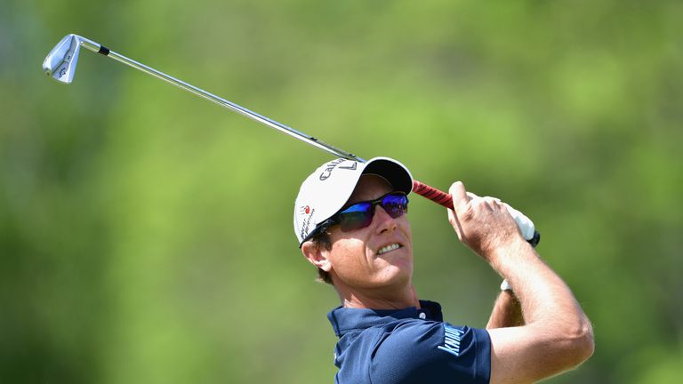 Nicolas Colsaerts is tied for second after a poor back nine