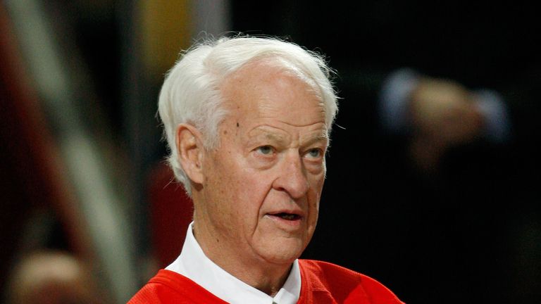MONTREAL- DECEMBER 4:  Gordie Howe speaks to fans during the Centennial Celebration ceremonies prior to the NHL game between the Montreal Canadiens and Bos