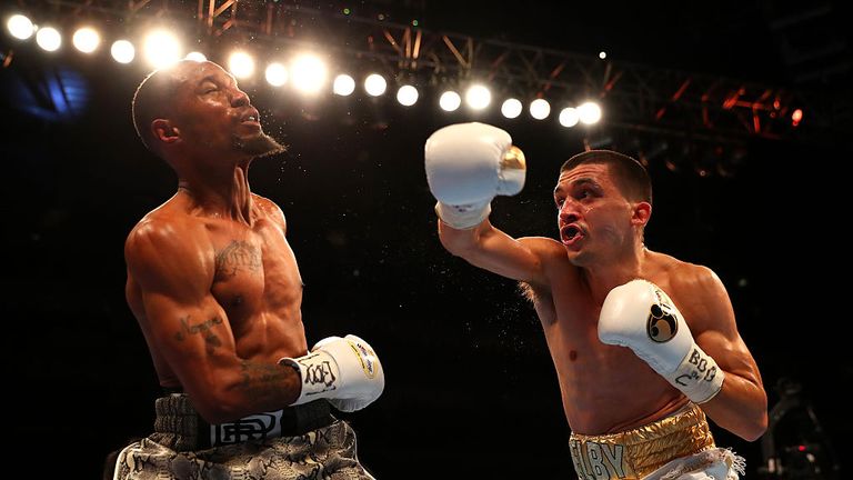 Lee Selby (R) wants a big-name fight later this year