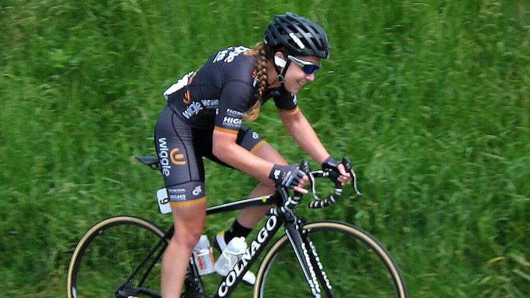 Lucy Garner back on two wheels after breaking two ribs