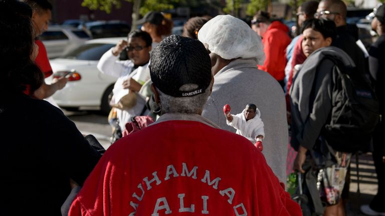 There were long queues for tickets to a memorial service for boxing legend Muhammad Ali 