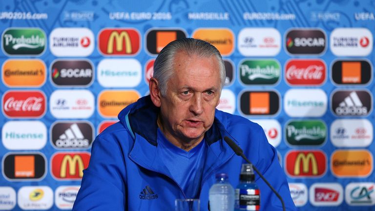 Ukraine coach Mykhailo Fomenko will step down after Poland game