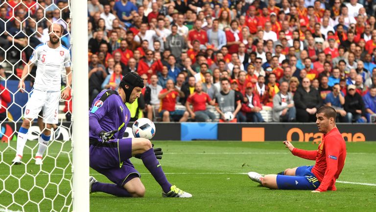 TOULOUSE, FRANCE - JUNE 13: Petr Cech of Czech Republic makes a save during the UEFA EURO 2016 Group D match between Spain and Czech Republic at Stadium Mu
