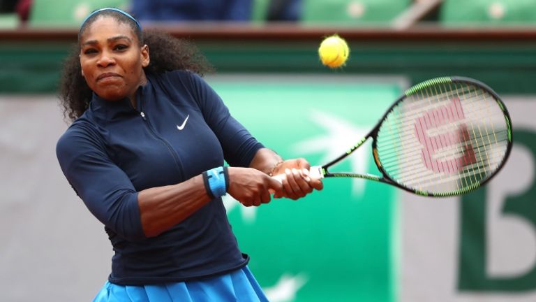 Serena Williams si qualifica per la finale del Roland Garros (foto getty)