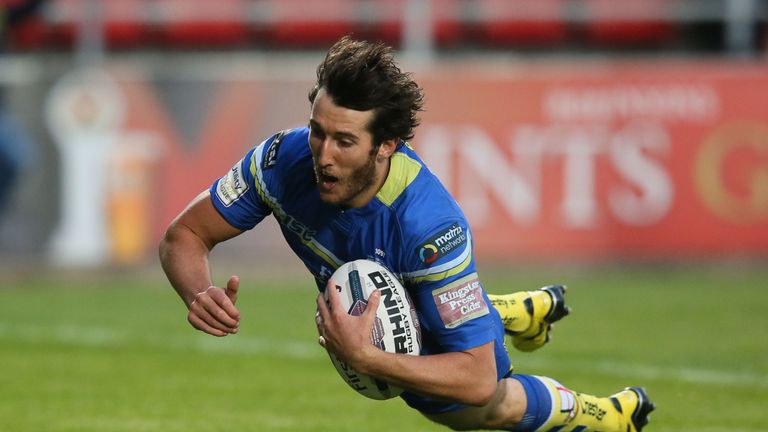 Warrington Wolves' Stefan Ratchford scored the fourth try in the rout