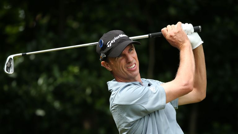 LYTHAM ST ANNES, ENGLAND - JULY 21:  Steven Alker of New Zealand watches his tee shot on the first hole during the third round of the 141st Open Championsh