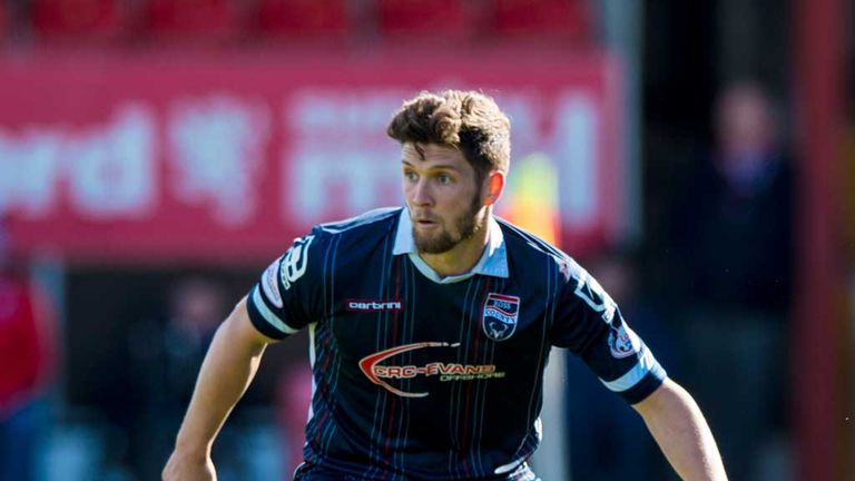 Stewart Murdoch has signed an initial one-year deal at Tannadice