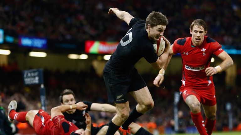 CARDIFF, WALES - NOVEMBER 22:  CARDIFF, WALES - NOVEMBER  Beauden Barrett of the All Blacks runs into score a try during the Intenational match between Wal