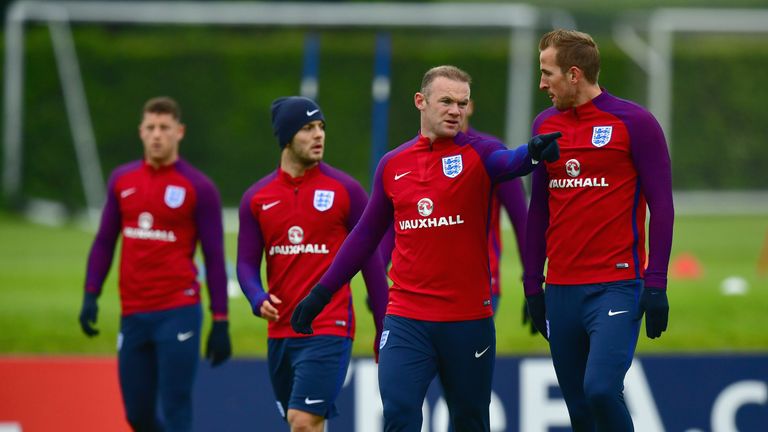 Wayne Rooney and Harry Kane 