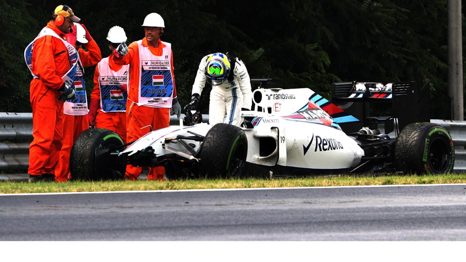 Hungarian GP Watch Ericsson, Massa and Haryanto crash out of Q1 F1 News
