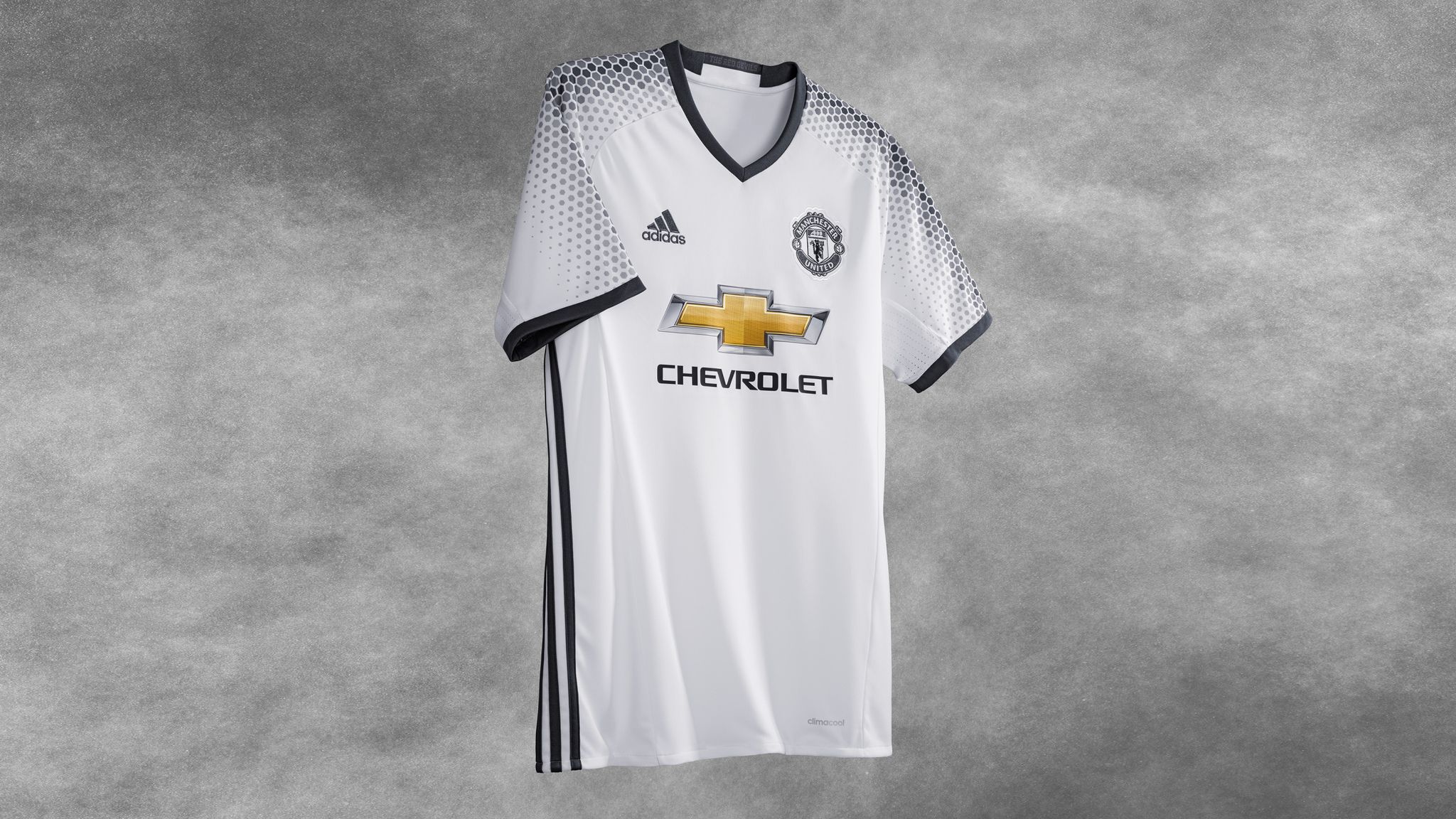 Manchester United reveal white third kit to be worn for first time ...