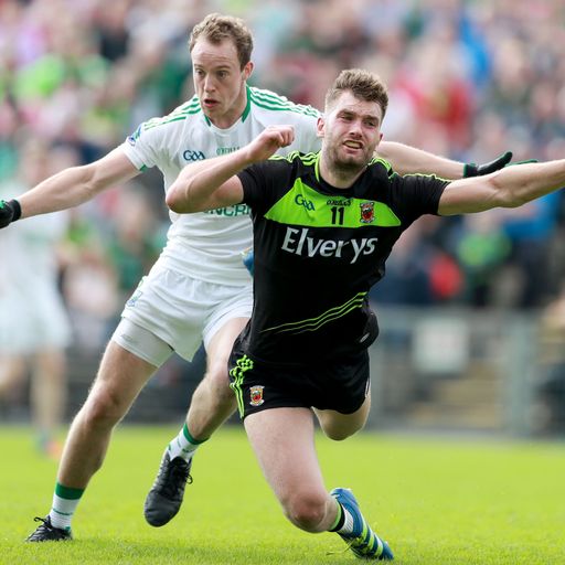 Mayo snatch controversial win