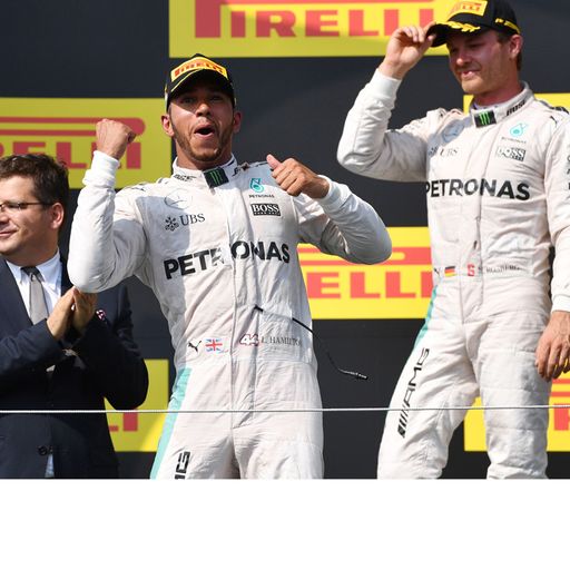 Report: Lewis takes title lead