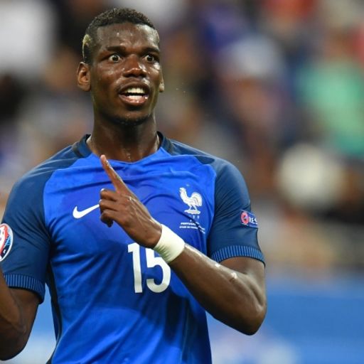 'Juve in talks to sell Pogba'