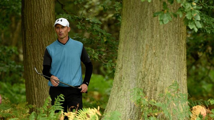 WOBURN, ENGLAND - OCTOBER 07:  Former cricketer Nasser Hussain in action during the pro-am event prior to the British Masters at Woburn Golf Club on Octobe