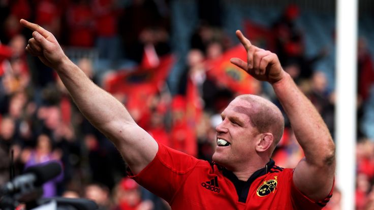 Paul O'Connell of Munster celebrates following his team's victory during the Heineken Cup quarter final match between Harlequi