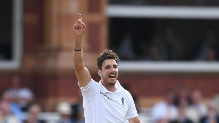 Steven Finn of England celebrates dismissing Dimuth Karunaratne of Sri Lanka during day two of the 3rd Investec Test match