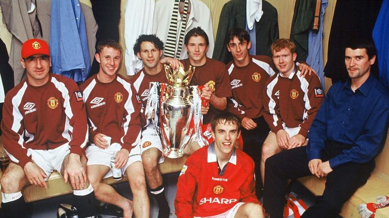 Eric Cantona, Nicky Butt, Ryan Giggs, David Beckham, Gary Neville, Paul Scholes, Roy Keane and Phil Neville