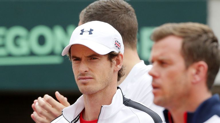 Andy Murray and Britain's captain Leon Smith 