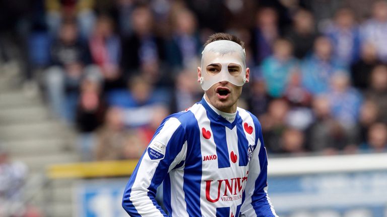  Bas Dost moved on to Wolfsburg after 32 goals in the 2011/12 campaign for Heerenveen