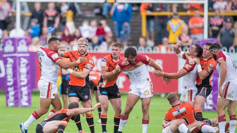 Tempers flare between Castleford and Catalans players