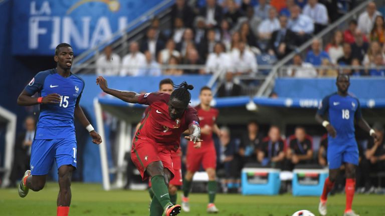 Eder of Portugal scores