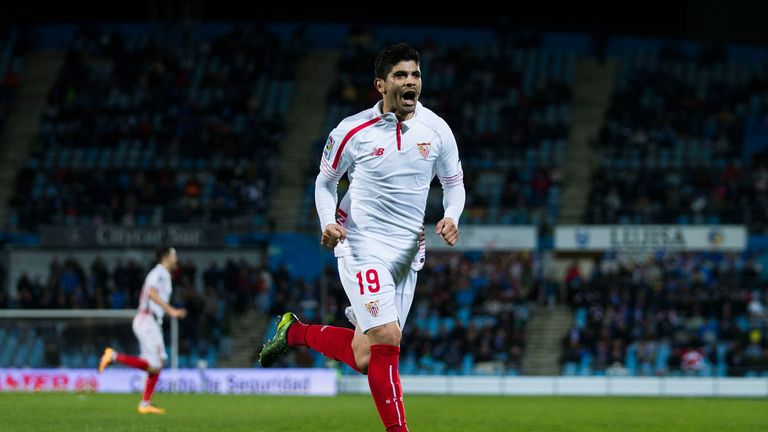 Ever Banega has completed his move to Inter Milan