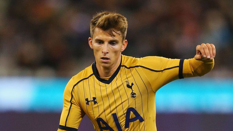 MELBOURNE, AUSTRALIA - JULY 26:  Tom Carroll of Tottenham controls the ball during the 2016 International Champions Cup match between Juventus FC and Totte