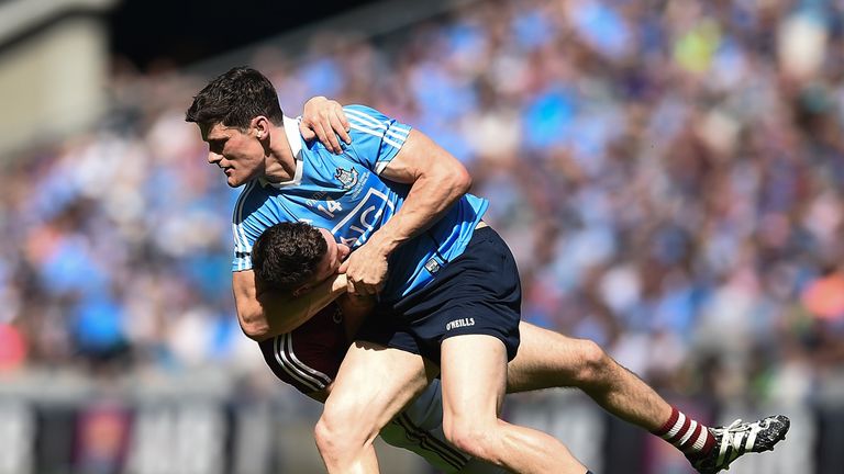 Diarmuid Connolly of Dublin tussles with James Dolan of Westmeath 