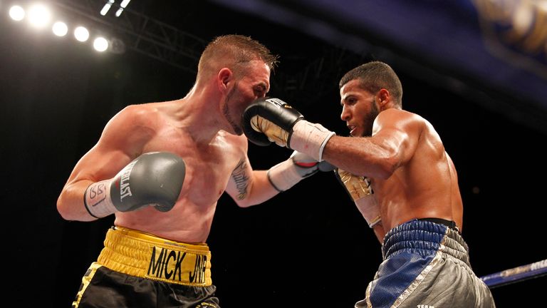 LEEDS RUMBLE.FIRST DIRECT ARENS.,LEEDS.PIC;LAWRENCE LUSTIG.WBC INTERNATIONAL BANTAMWEIGHT TITLE.RYAN BURNETT V CESAR RAMIREZ