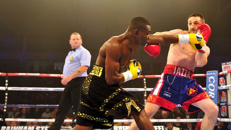  Guillermo Rigondeaux on the attack against James Dickens