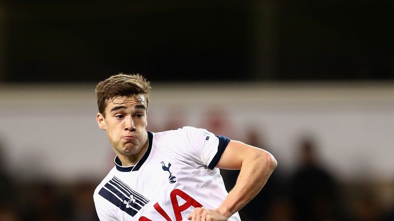 LONDON, ENGLAND - APRIL 19:  Harry Winks of Spurs in action during the U21 Barclays Premier League match between Tottenham Hotspur and Manchester United at
