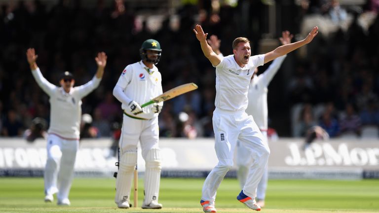 Jake Ball unsuccessfully appeals for LBW
