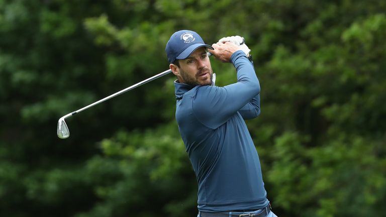 VIRGINIA WATER, ENGLAND - MAY 25:  Fomer footballer Jamie Redknapp tees off during the Pro-Am prior to the BMW PGA Championship at Wentworth on May 25, 201