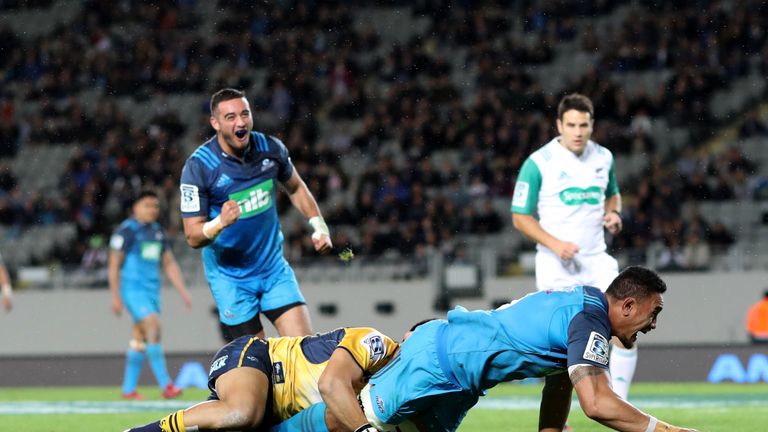 AUCKLAND, NEW ZEALAND - JULY 08:  Jerome Kaino of the Blues scores a try  during the round 16 Super Rugby match between the Blues and the Brumbies at Eden 