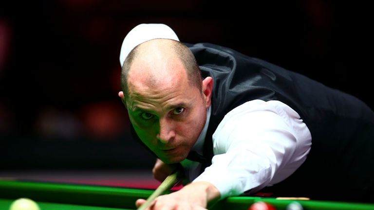 Joe Perry will play Ali Carter in Sunday's World Open final