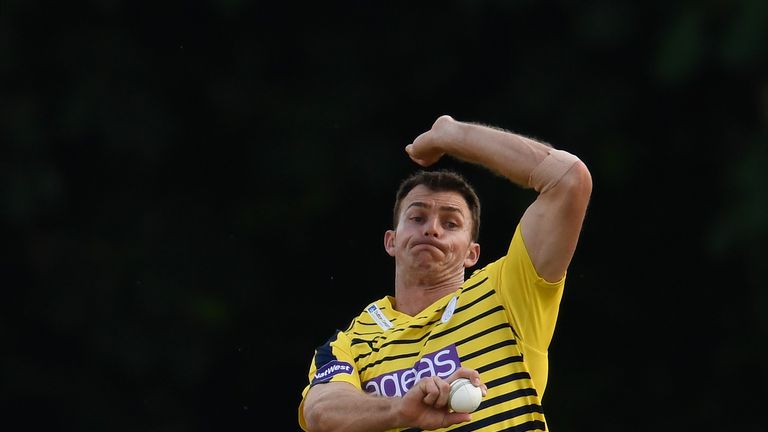 UCKFIELD, ENGLAND - MAY 27:  Ryan McLaren of hampshire in action during the NatWest T20 Blast between Middlesex and Hampshire at the Uckfield Sports Ground