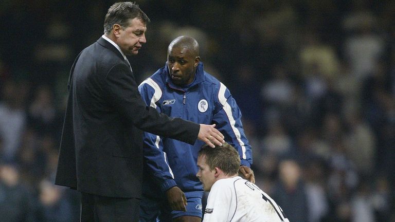 Kevin Davies and manager Sam Allardyce of Bolton Wanderers look dejected after their defeat to Middlesbrough in the Carling Cup Final