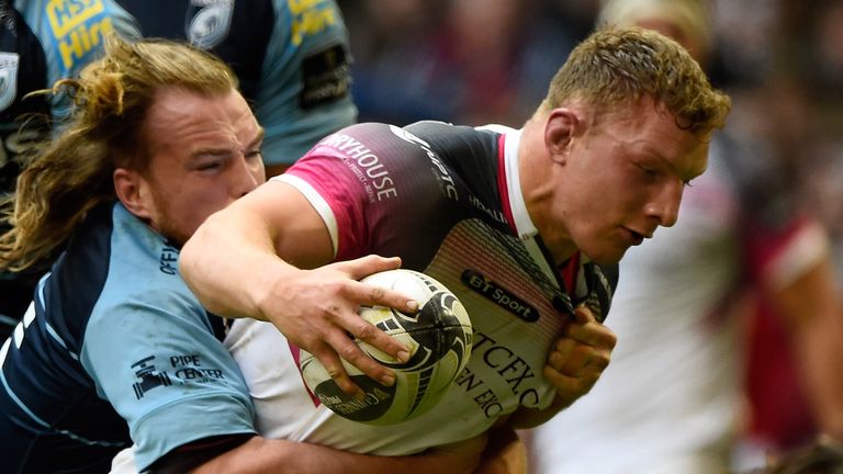 Sam Underhill of the Ospreys scores a try