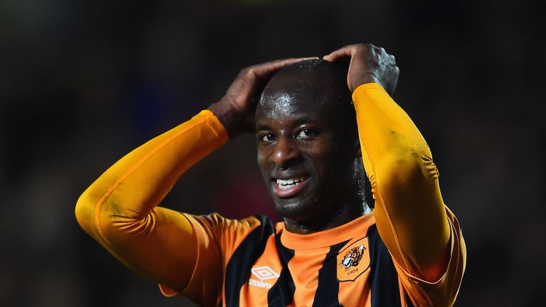 HULL, ENGLAND - APRIL 28:  Sone Aluko of Hull City reacts during the Barclays Premier League match between Hull City and Liverpool at KC Stadium on April 2