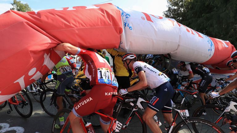 Tour de France, stage seven, air bridge